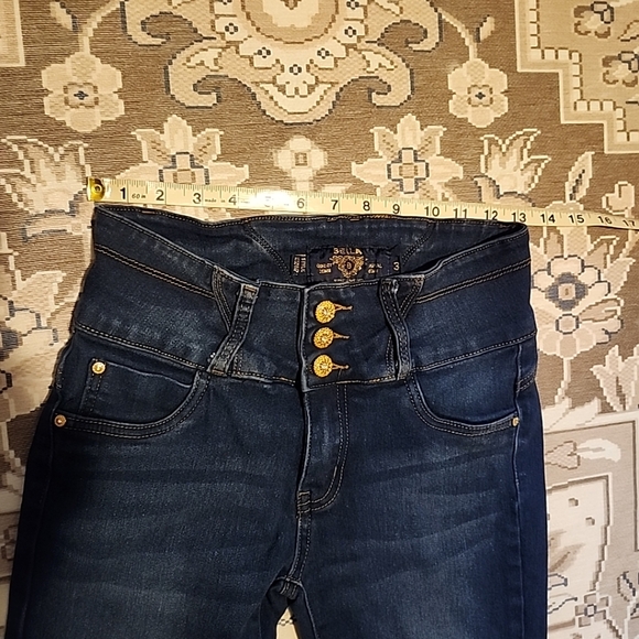 Bella B Skinny stretch jeans size 3 with rhinestone button accents - Picture 3 of 10